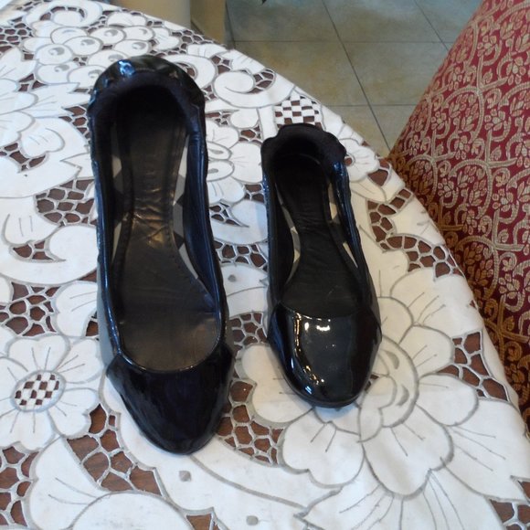 Burberry Black Patent Leather Gray Nova Check Quilted Ballet Flats Size 36.5B - Picture 1 of 16